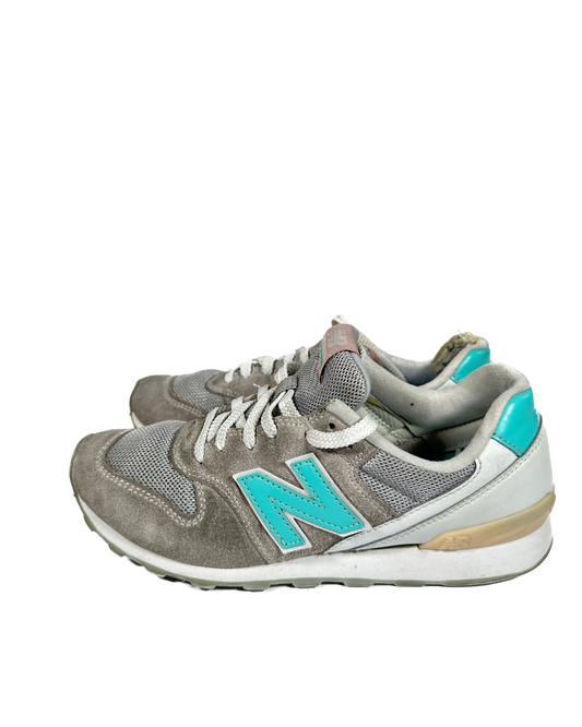 NEW BALANCE SNEAKERS