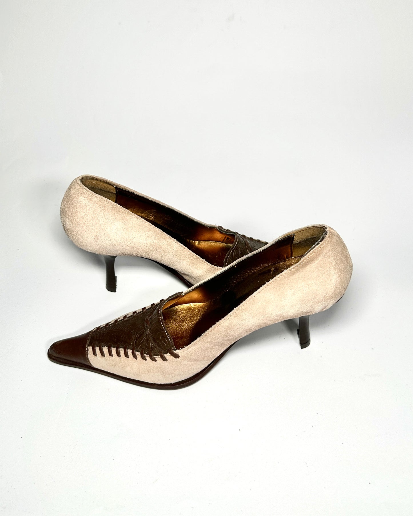 VINTAGE PUMPS