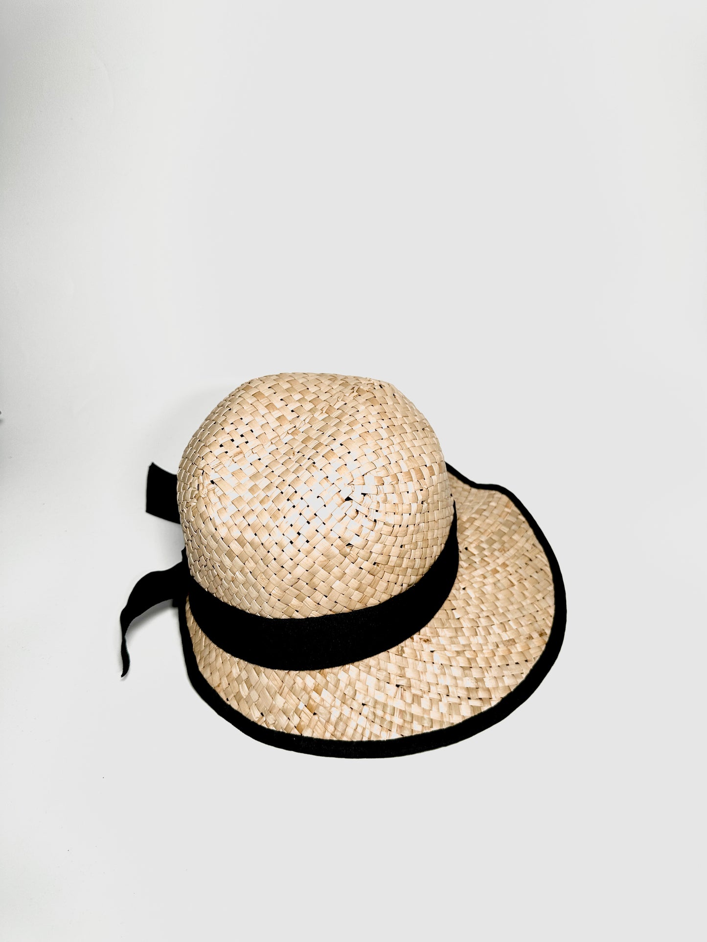 STRAW HAT