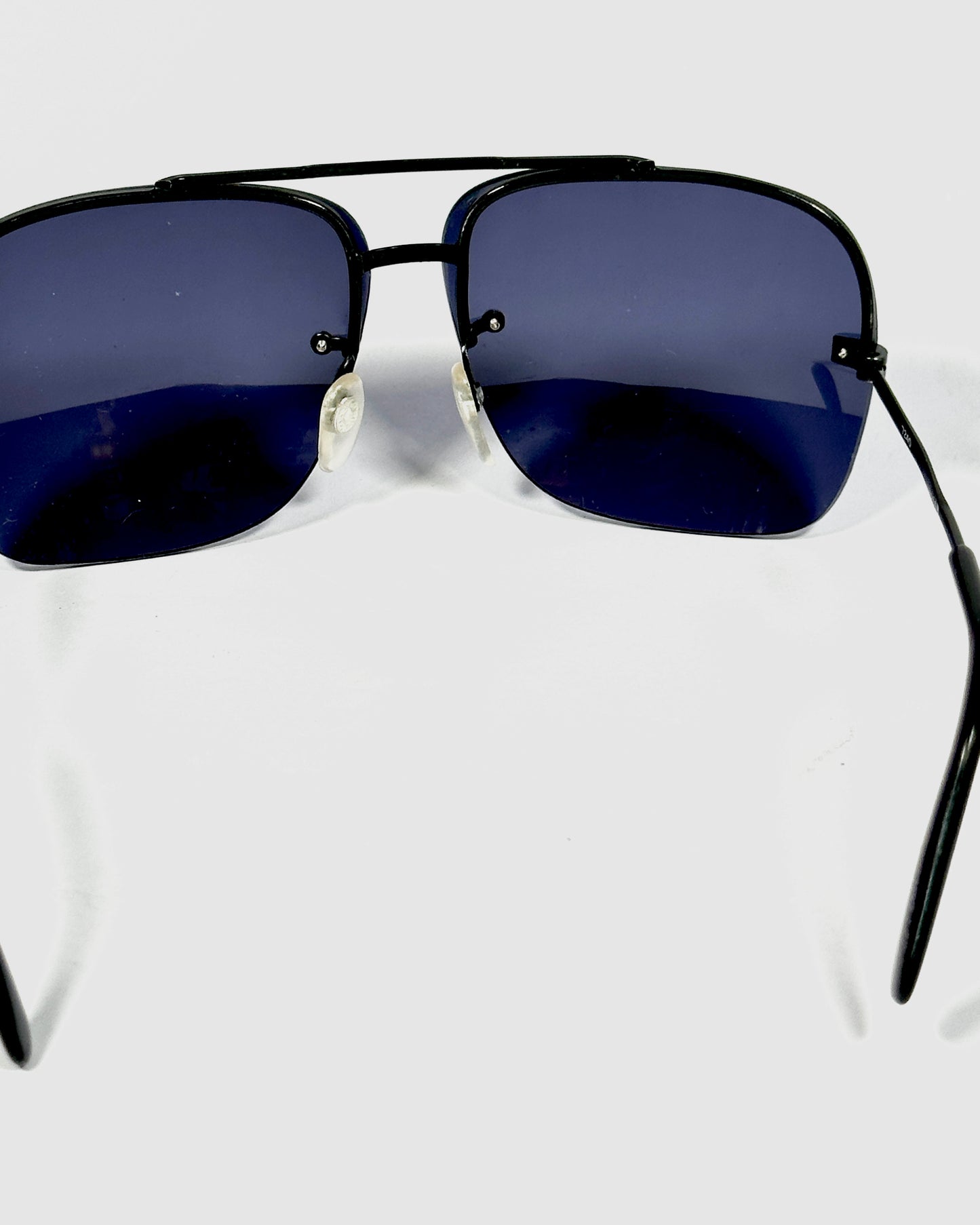 VINTAGE SUNGLASSES