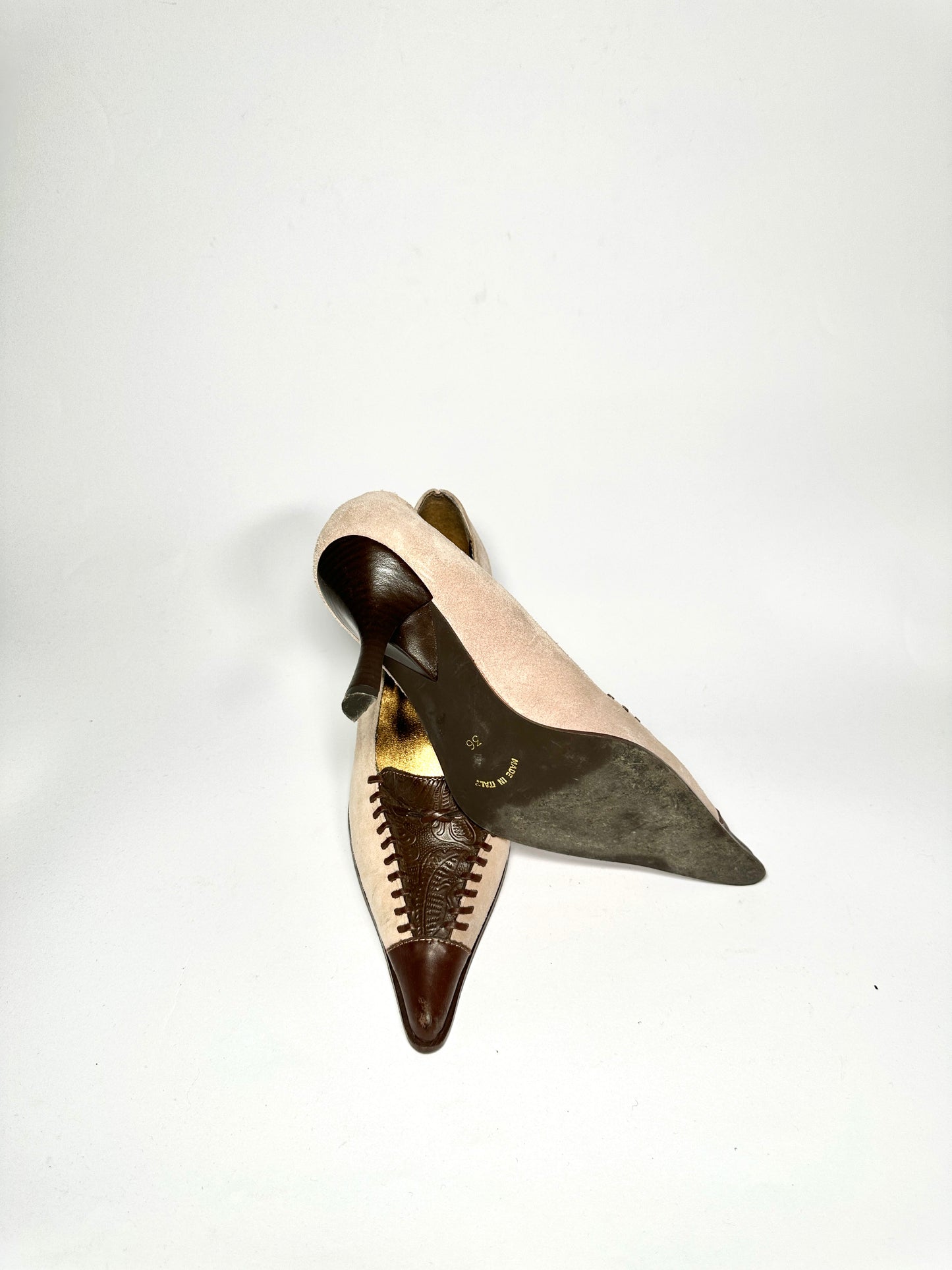 VINTAGE PUMPS