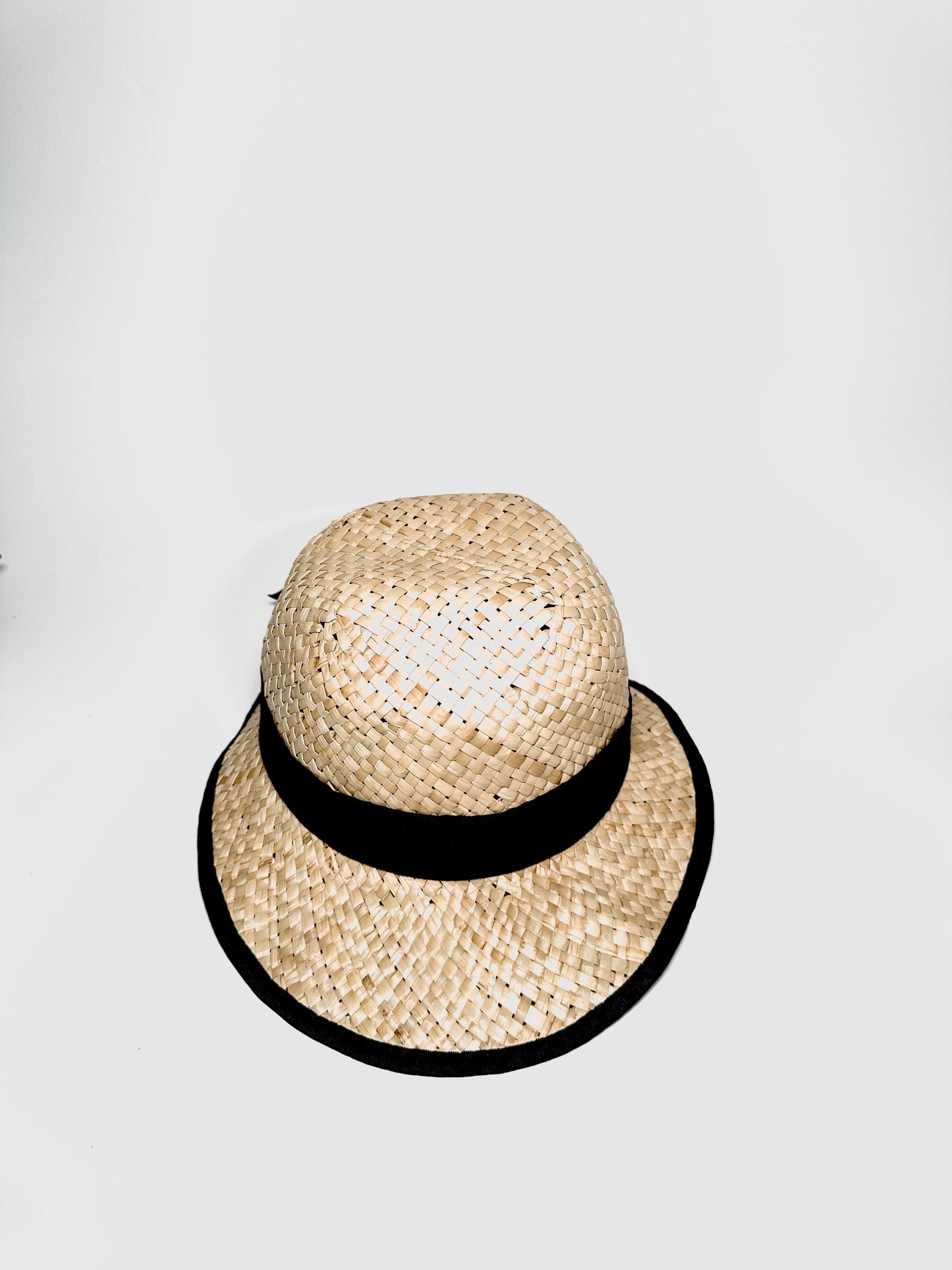 STRAW HAT