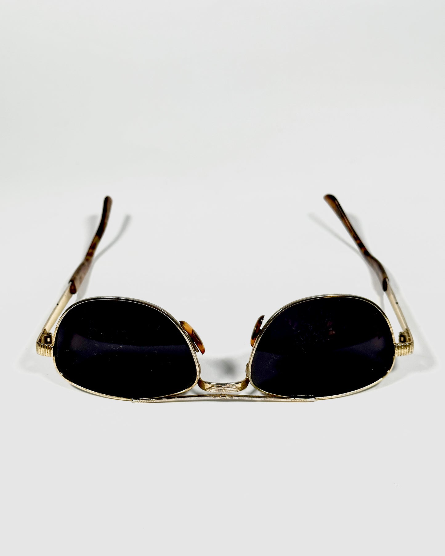 VINTAGE SUNGLASSES